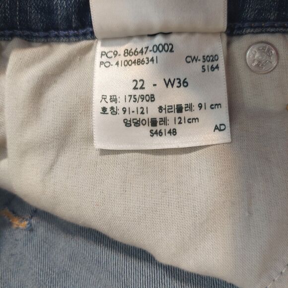 Levi's NWT Mid Rise 5" Shorts Womens Plus Sz 22 (Waist 36) Denim Cutoff Cuffed - Picture 9 of 11